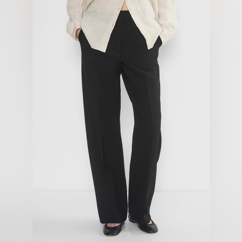 Aritzia Babaton Agency Pants Crepette material size 10 full length